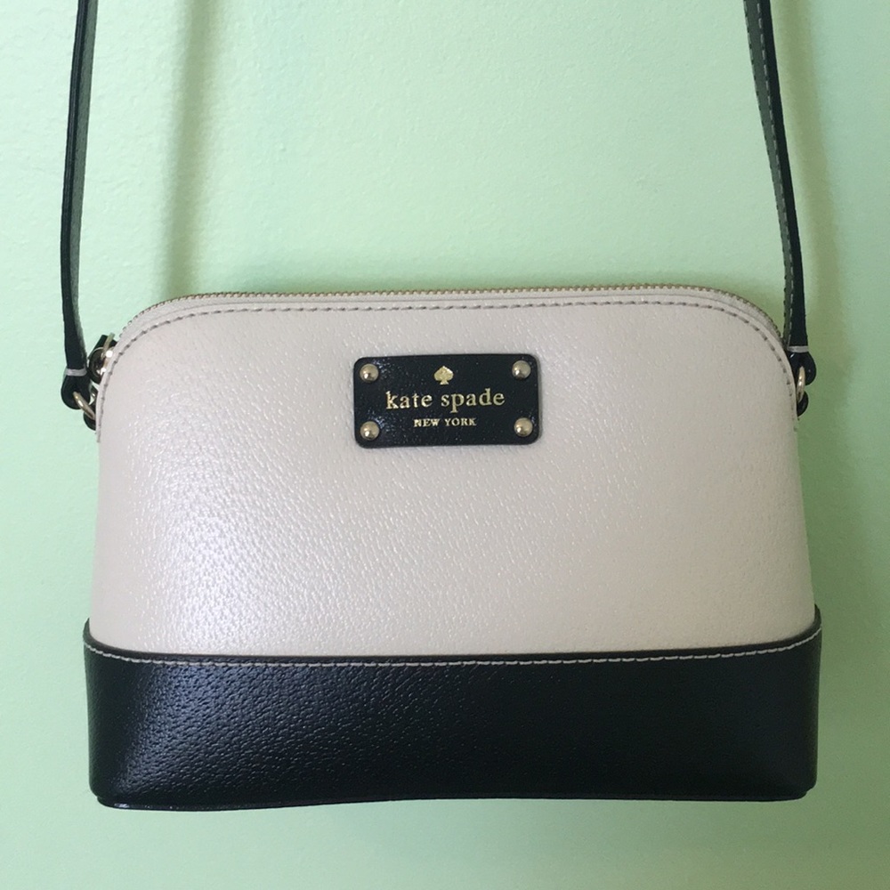 NWOT! Kate Spade Cream & Black Crossbody